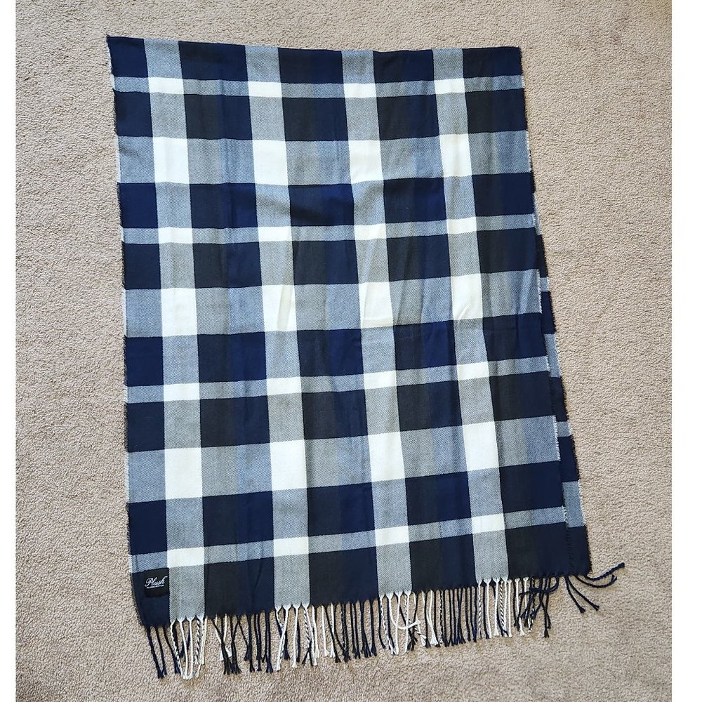 Plush ultra soft scarf buffalo check plaid